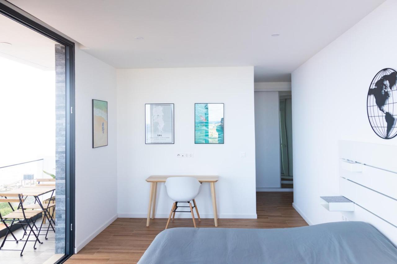 3 Bdr Aprt, Stunning Seaview, Rooftop Pool - Lcgr Πράγια Εξωτερικό φωτογραφία