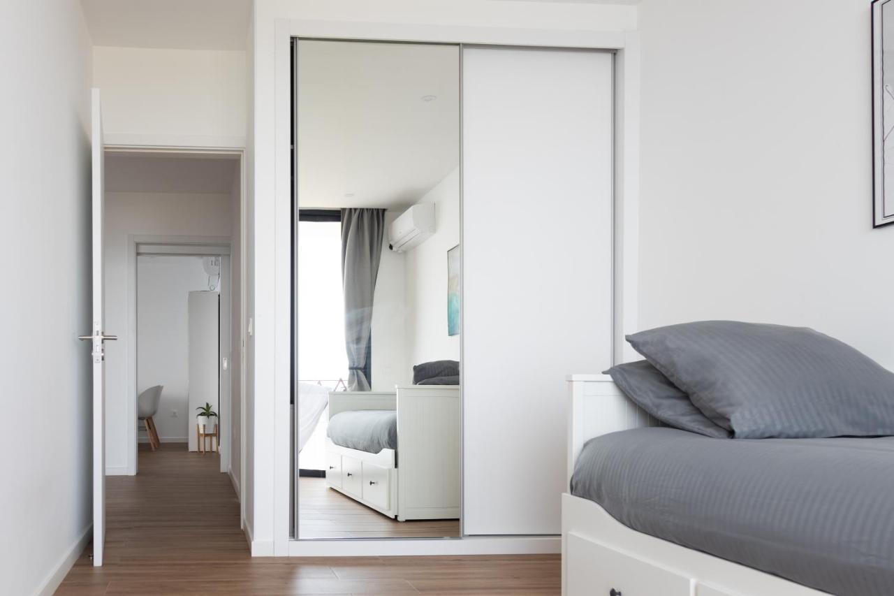 3 Bdr Aprt, Stunning Seaview, Rooftop Pool - Lcgr Πράγια Εξωτερικό φωτογραφία
