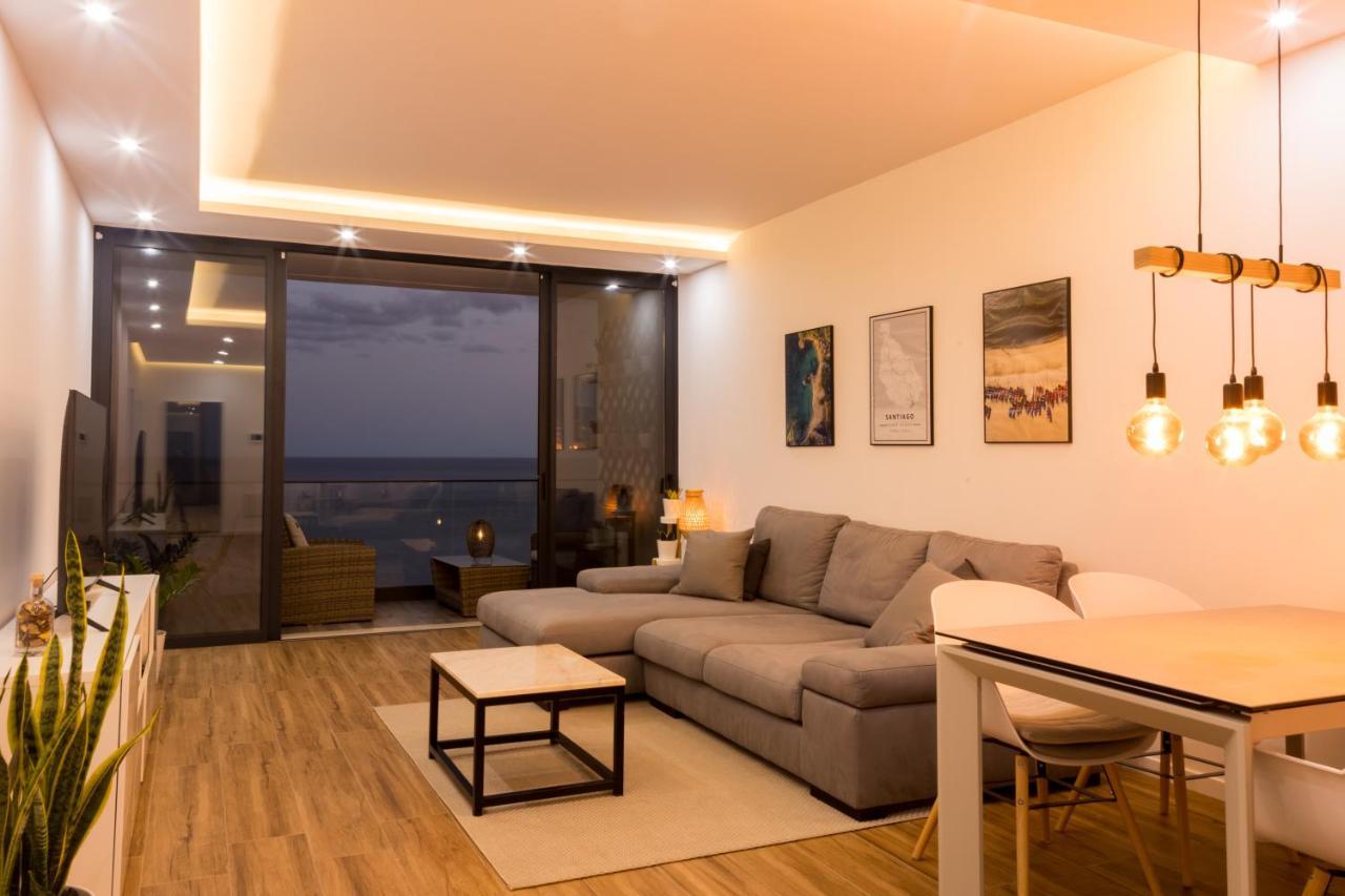 3 Bdr Aprt, Stunning Seaview, Rooftop Pool - Lcgr Πράγια Εξωτερικό φωτογραφία