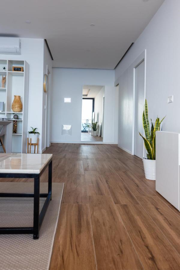3 Bdr Aprt, Stunning Seaview, Rooftop Pool - Lcgr Πράγια Εξωτερικό φωτογραφία