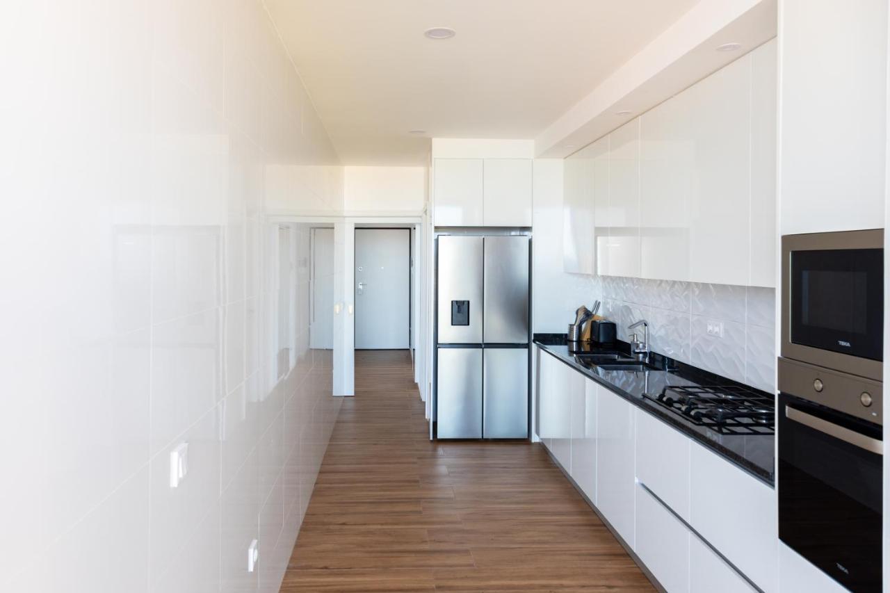 3 Bdr Aprt, Stunning Seaview, Rooftop Pool - Lcgr Πράγια Εξωτερικό φωτογραφία